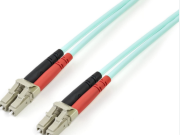 OM4 Câble à fibres optiques is suitable for various specific transmission scenarios, including but not limited to: